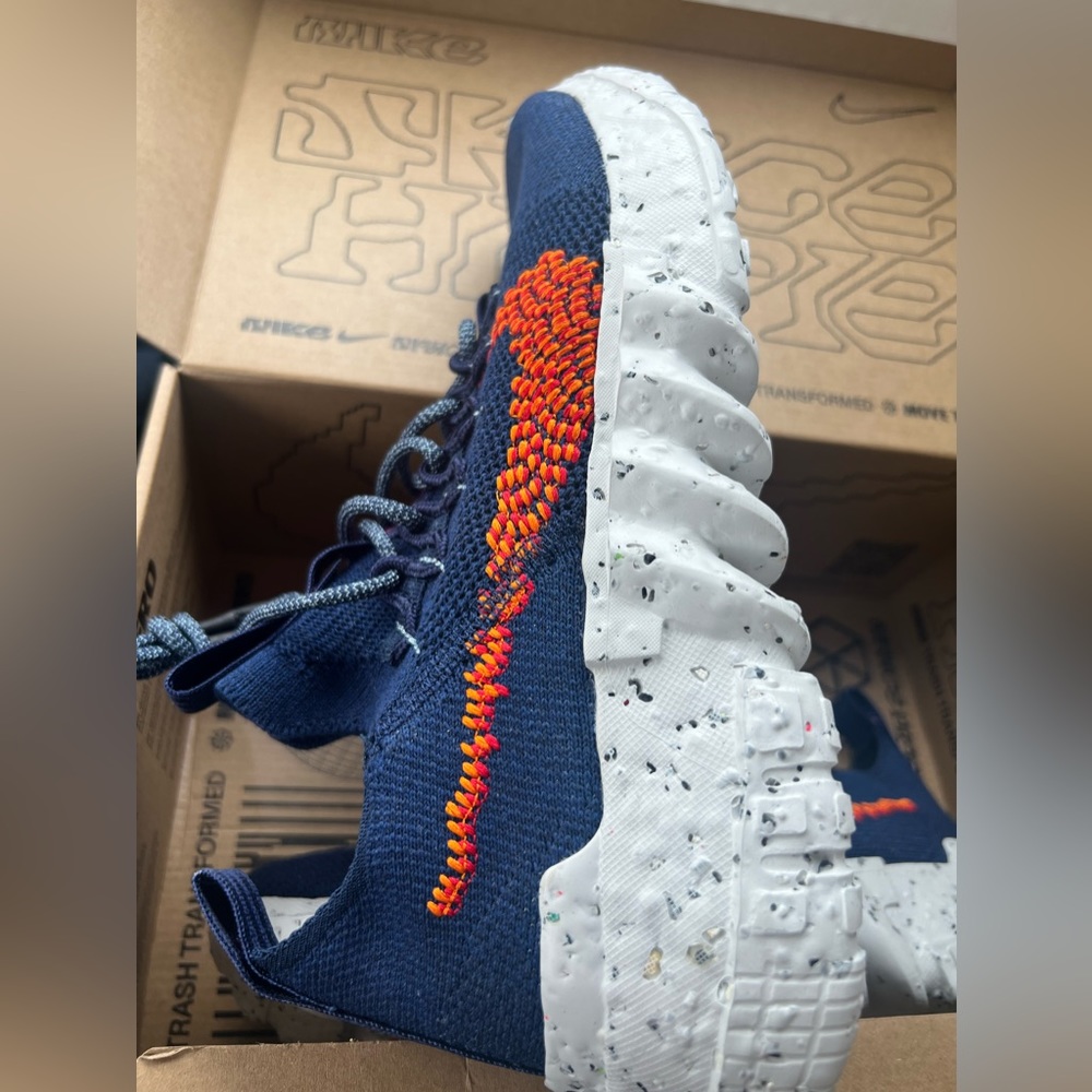 New M8/W9.5 Nike Space Hippie 01  Detroit Tigers DN0010-400  No Box - Picture 2 of 9